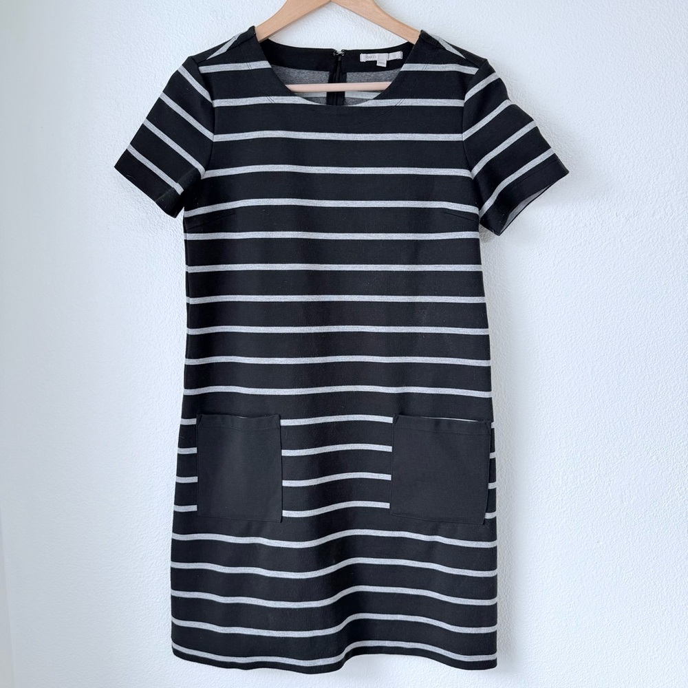 Gap Black & Gray Striped Short Sleeve Knit Shift Dress - Small